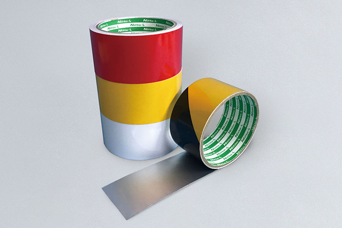 粗面反射テープ